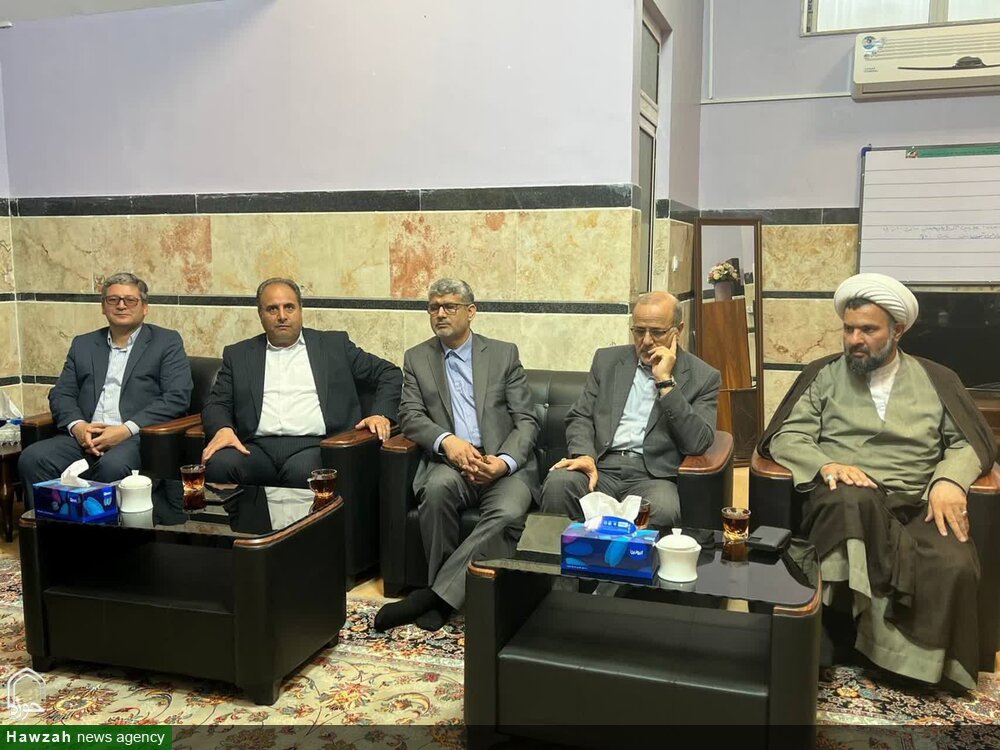 بهره‌گیری از ظرفیت حوزه علمیه بناب برای توسعه مدارس قرآنی+ عکس