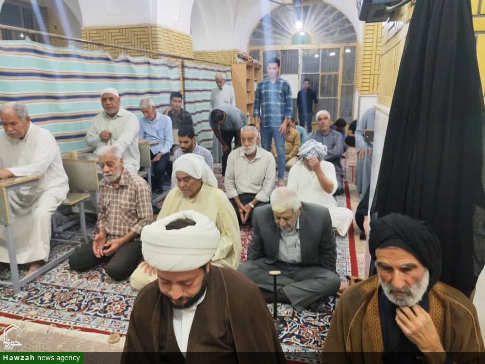 حضور امام جمعه اهواز در نمازگزاران مسجد امام خمینی(ره) شهرستان کارون