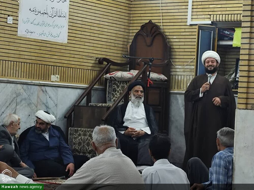 حضور امام جمعه اهواز در نمازگزاران مسجد امام خمینی(ره) شهرستان کارون