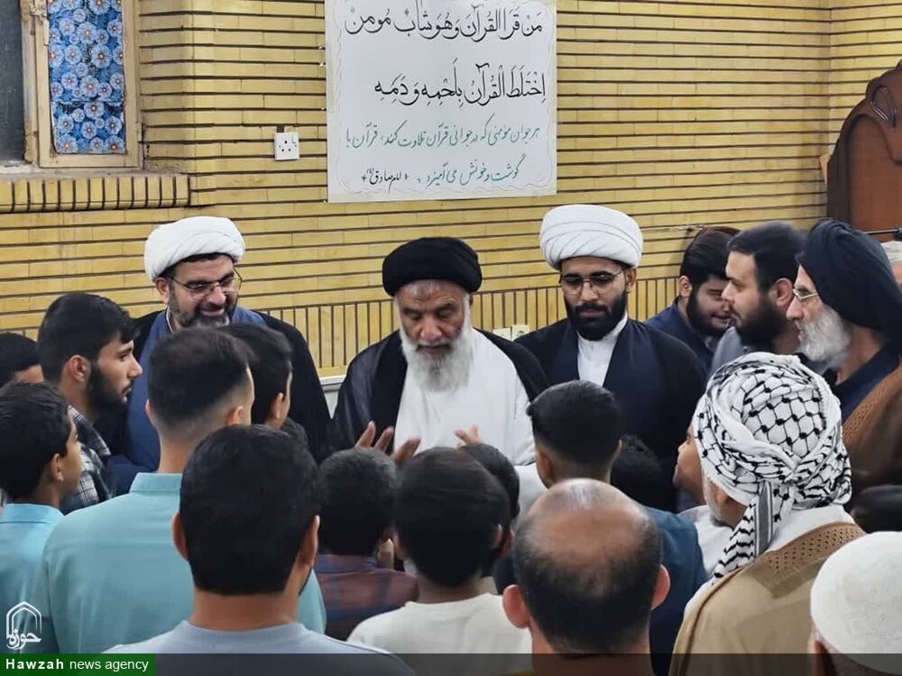 حضور امام جمعه اهواز در نمازگزاران مسجد امام خمینی(ره) شهرستان کارون