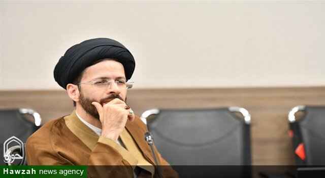 تحول علمی حوزه با نهادینه‌سازی گفتمان پیشرو و منشور روحانیت محقق می‌شود