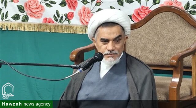 بازگشت درس اخلاق به جایگاه اصلی خود در حوزه، رمز تربیت حقیقی طلبه است