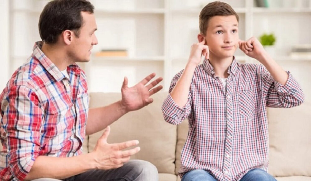 سقوط آزاد تربیتی: چرا باید اجازه داد نوجوان پیامدهای رفتارش را بچشد؟