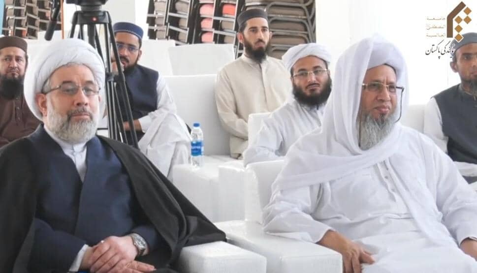 جامعہ الرشید کراچی کا انقلاب اسلامی کے خلاف ناروا الزام کی مذمت