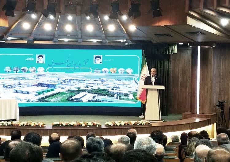 رفع مشکلات کشور با وحدت و انسجام