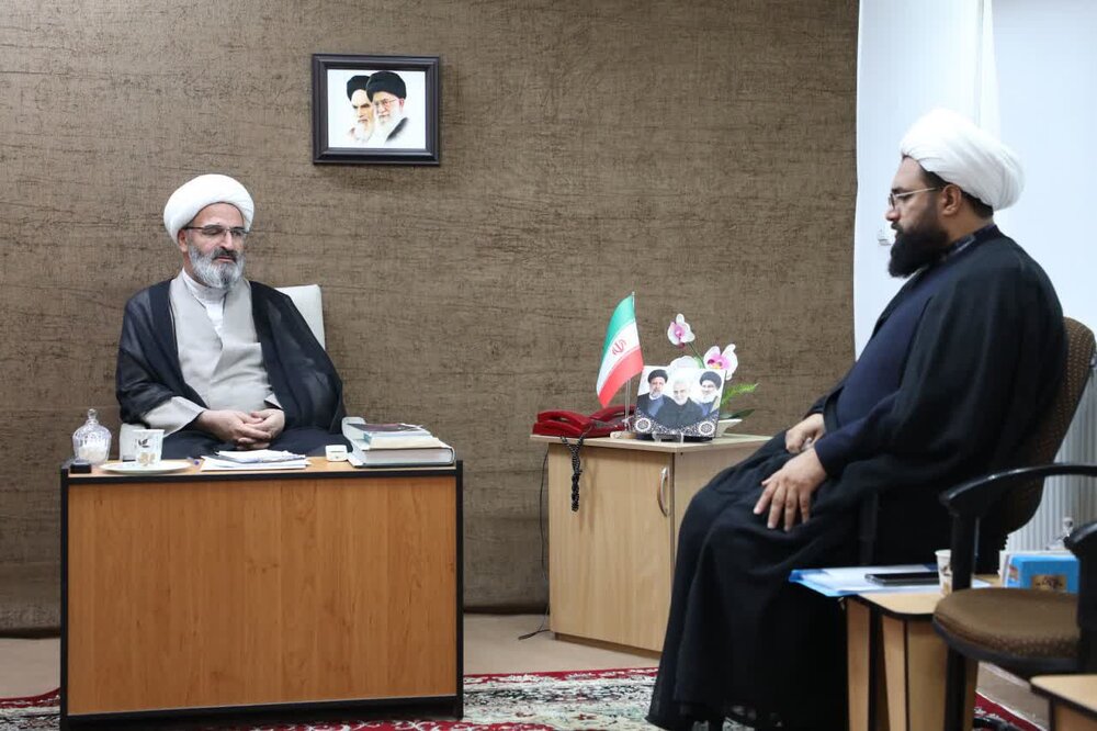 فعالیت‌های قرآنی در مدارس و دانشگاه‌ها افزایش یابد