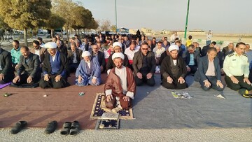 دعای جمعی مردم فامنین برای نزول رحمت الهی+تصاویر