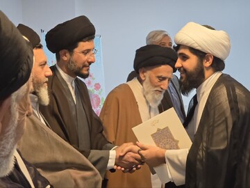 «ترکاشوند» مدیر مدرسه علمیه شیخ علیخان زنگنه تویسرکان شد+تصاویر