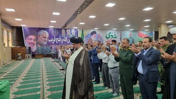 نماز جمعه گناوه به روایت تصویر