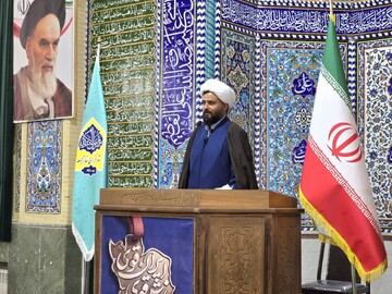 مسئولان با تمام توان به مردم خدمت کنند