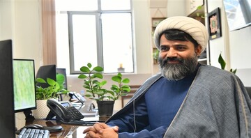 شبکه‌های اجتماعی با تغییر تدریجی ادبیات گفتاری، فرهنگ اسلامی و ایرانی را دچار آسیب کرده‌اند