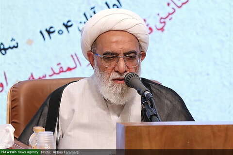 إقامة المؤتمر الدولي لإحياء ذكرى الميرزا النائيني بمدينة قم