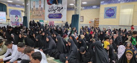 تصاویر/ محفل انس با قرآن در مسجد جامع شهرستان فاریاب