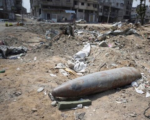غزہ کو غیر پھٹے بموں سے مکمل پاک کرنے میں 30 سال لگ سکتے ہیں!