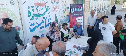 تصاویر/ برپایی میزهای خدمت ادارات شهرستان ساوه