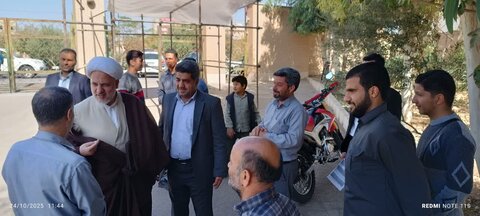 تصاویر/ برپایی میزهای خدمت ادارات شهرستان ساوه