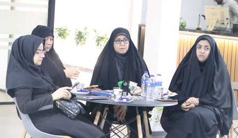 تصاویر/نشست هم‌اندیشی فرهنگی قرارگاه نوجوانی