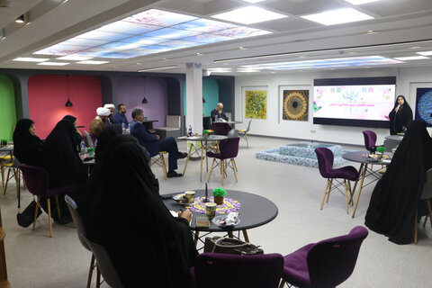 تصاویر/نشست هم‌اندیشی فرهنگی قرارگاه نوجوانی