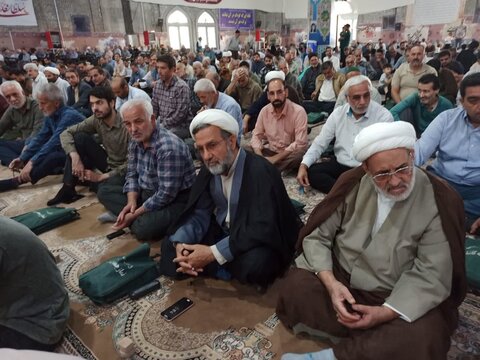 تصاویر/ نمازعبادی سیاسی جمعه کاشان