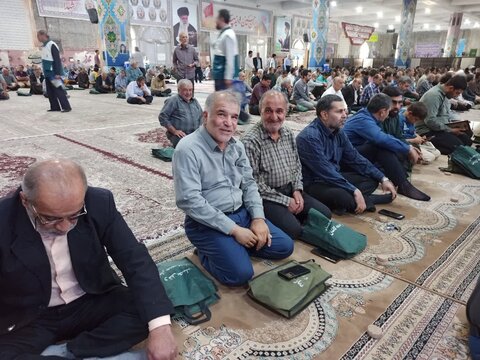 تصاویر/ نمازعبادی سیاسی جمعه کاشان