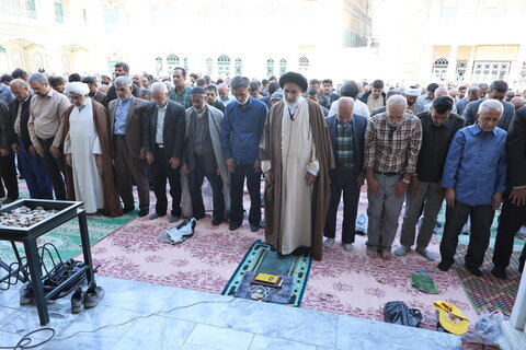 اقامه نماز طلب باران در شهرکرد