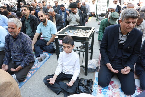 اقامه نماز طلب باران در شهرکرد