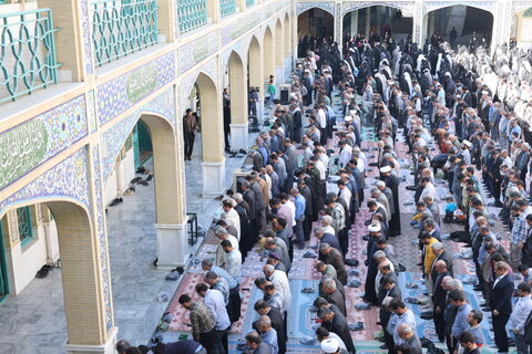 اقامه نماز طلب باران در شهرکرد