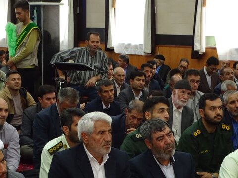 تصاویر/ اقامه نماز جمعه چهاربرج