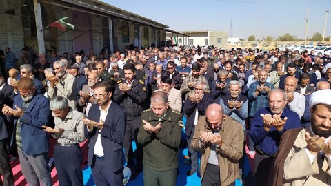 تصاویر/اقامه نماز باران در مصلی امام خمینی (ره) شهر بهار به امامت حجت‌الاسلام مصباح