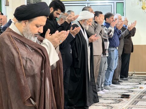 تصاویر/ اقامه نماز جمعه ماکو