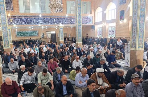 تصاویر/ اقامه نماز جمعه نقده