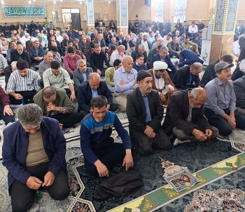 تصاویر/ اقامه نماز جمعه نقده