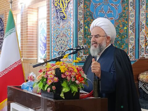 تصاویر/ اقامه نماز جمعه نقده