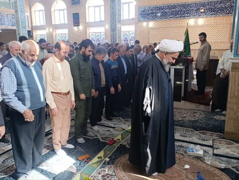 تصاویر/ اقامه نماز جمعه نقده