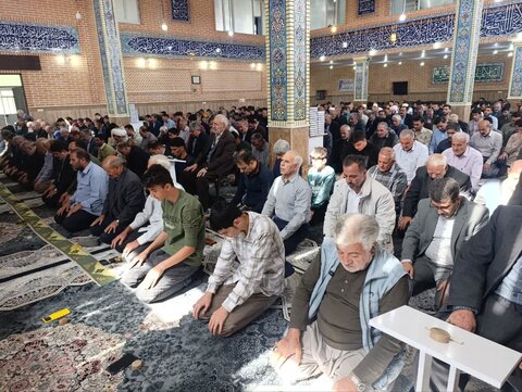 تصاویر/ اقامه نماز جمعه نقده