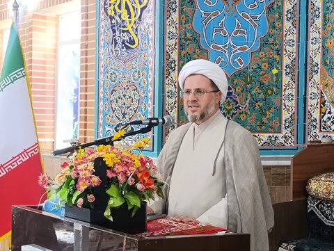 تصاویر/ اقامه نماز جمعه نقده