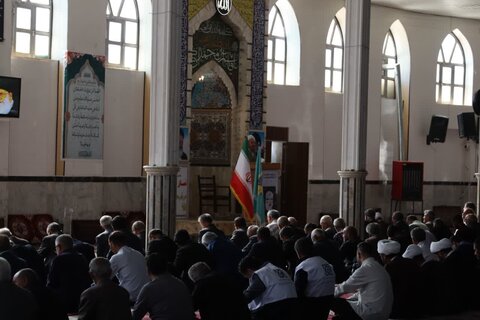 تصاویر/ اقامه نماز جمعه شاهین دژ