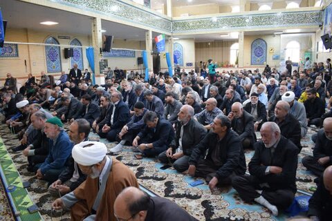 تصاویر/ اقامه نماز جمعه شهرستان بیجار