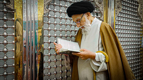 تصاویر/طلاب همدانی خادم مواکب اربعین، میهمان حرم امامین کاظمین علیهماالسلام شدند.