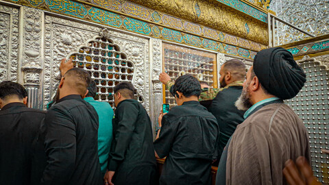 تصاویر/طلاب همدانی خادم مواکب اربعین، میهمان حرم امامین کاظمین علیهماالسلام شدند.