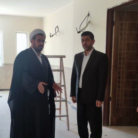 تصاویر/بازدید نماینده مجلس مردم اهواز  از ساختمان اداری مرکز خدمات حوزه علمیه خوزستان