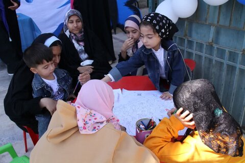 تصاویر/برگزاری ایستگاه صلواتی ولادت حضرت زینب سلام الله علیها در آستانه