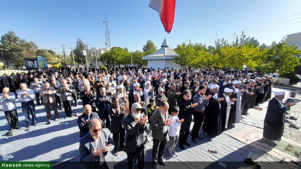 نماز طلب باران در شهرستان نهاوند اقامه شد+تصاویر