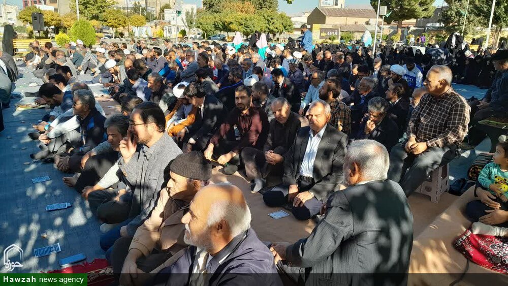 تصاویر / اقامه نماز طلب باران در شهرستان نهاوند