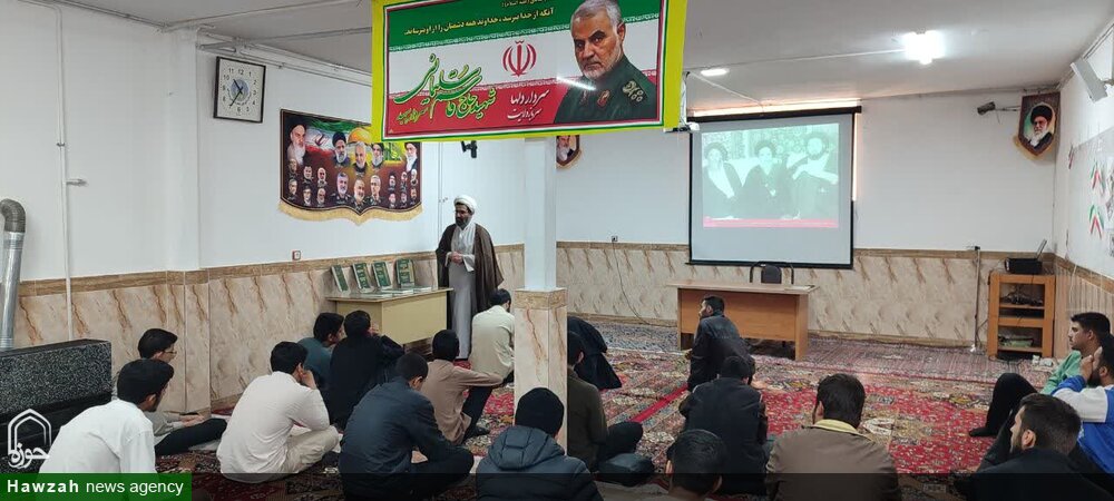 مراسم بزرگداشت شهید سید مصطفی خمینی(ره) در نهاوند برگزار شد+تصاویر