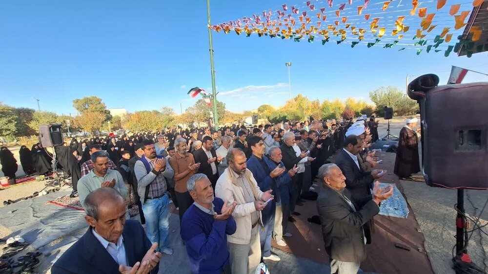 نماز استسقاء(طلب باران) در کبودراهنگ