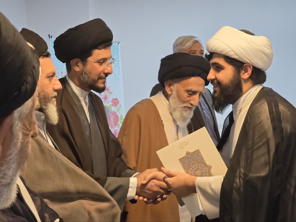 «ترکاشوند» مدیر مدرسه علمیه شیخ علیخان زنگنه تویسرکان شد+تصاویر