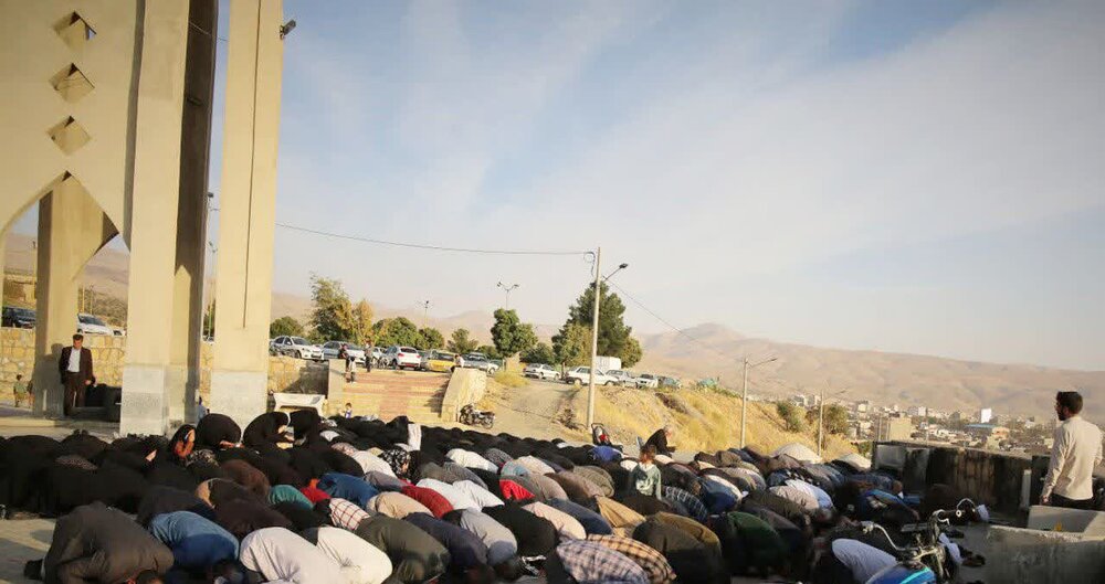 مراسم نماز طلب باران در اسدآباد