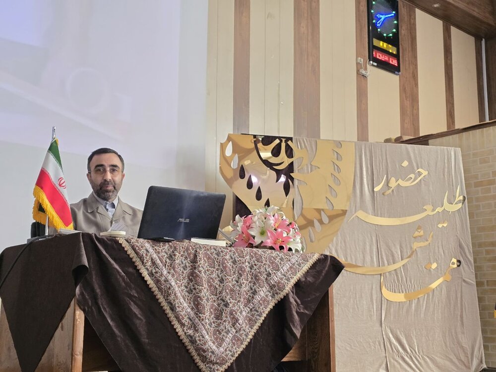 طلبه امروز باید رسانه شناس باشد+تصاویر