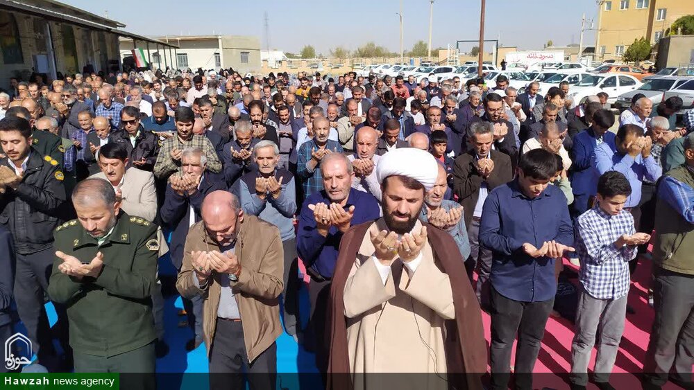 تصاویر/ اقامه نماز باران در مصلی امام خمینی (ره) شهر بهار